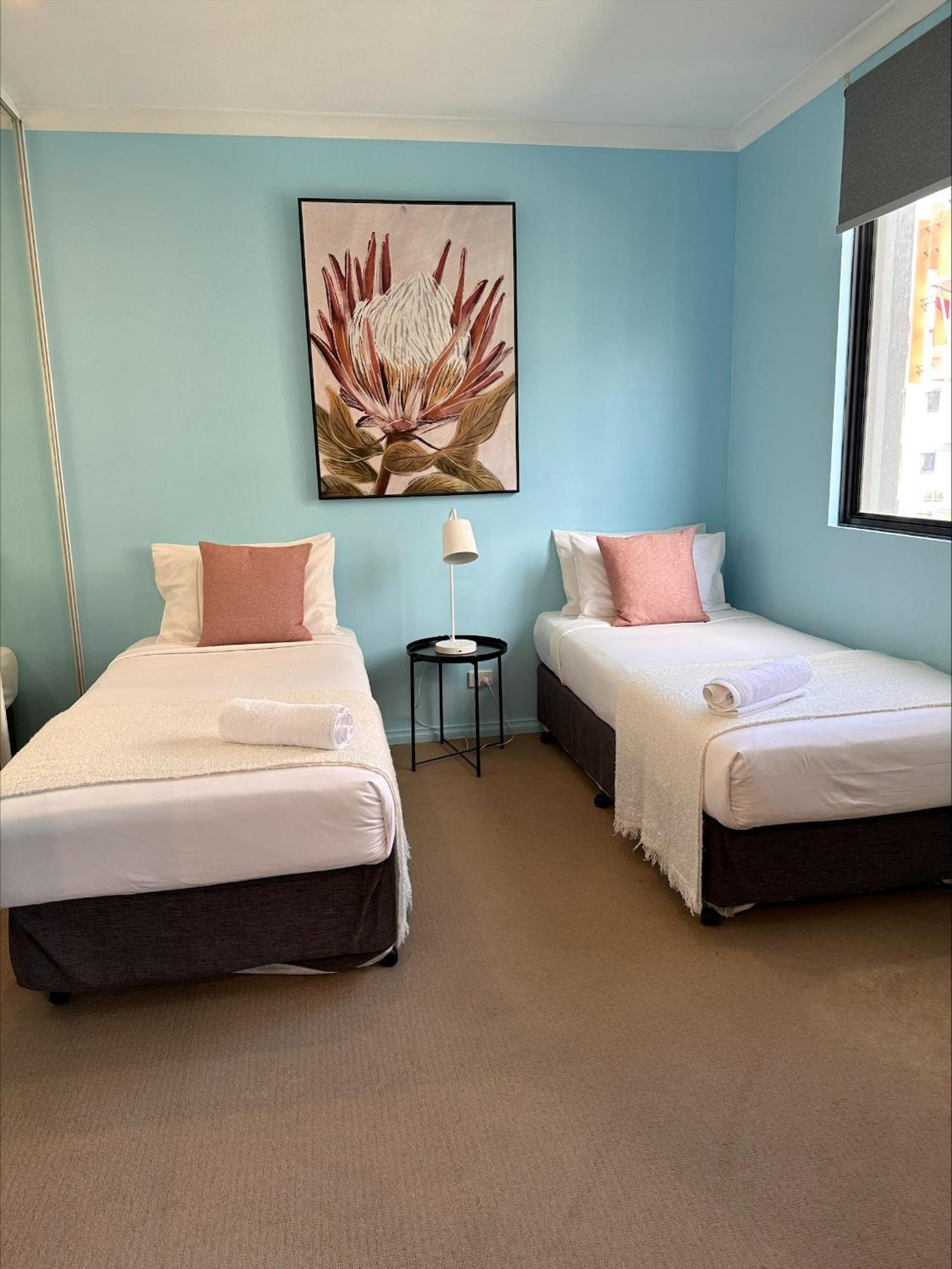 Apartment 73 Peaceful &private 2brgymparkng Perth