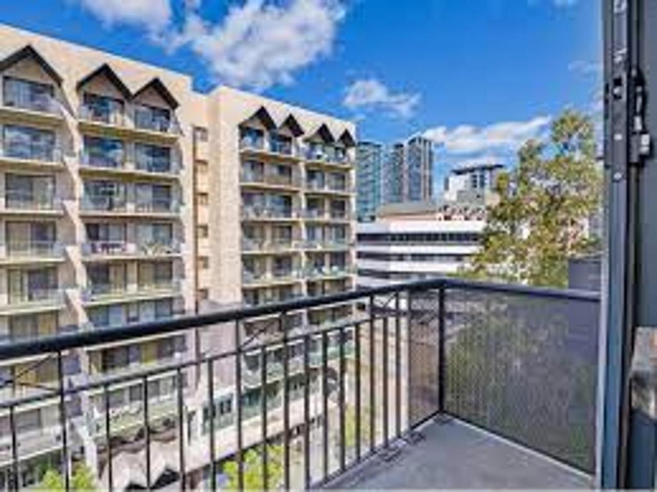 73 Peaceful &private 2brgymparkng * Perth